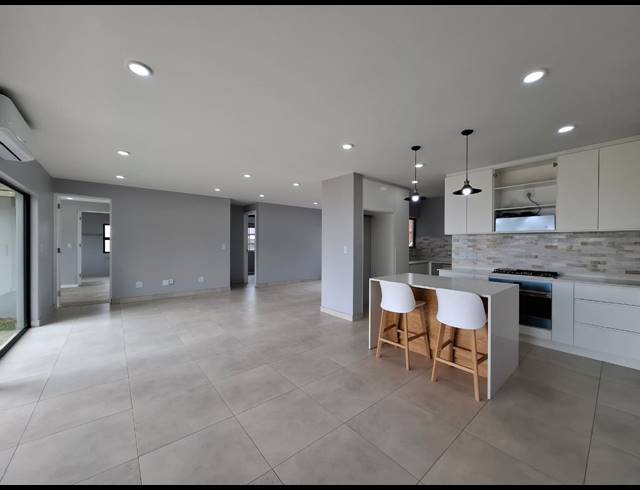 2 BEDROOM TOWNHOUSE FOR SALE IN SHAKAS ROCK